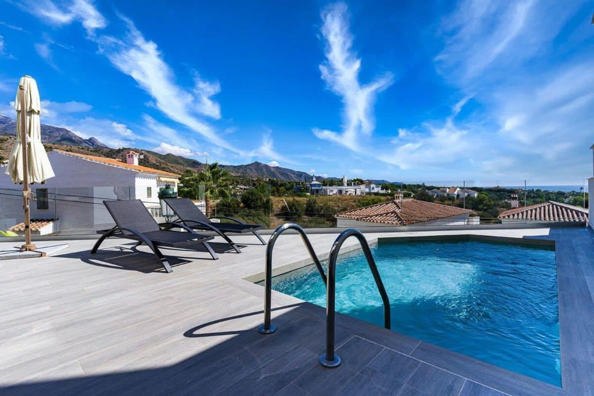 Royal Palm Apartment Nerja Exterior photo